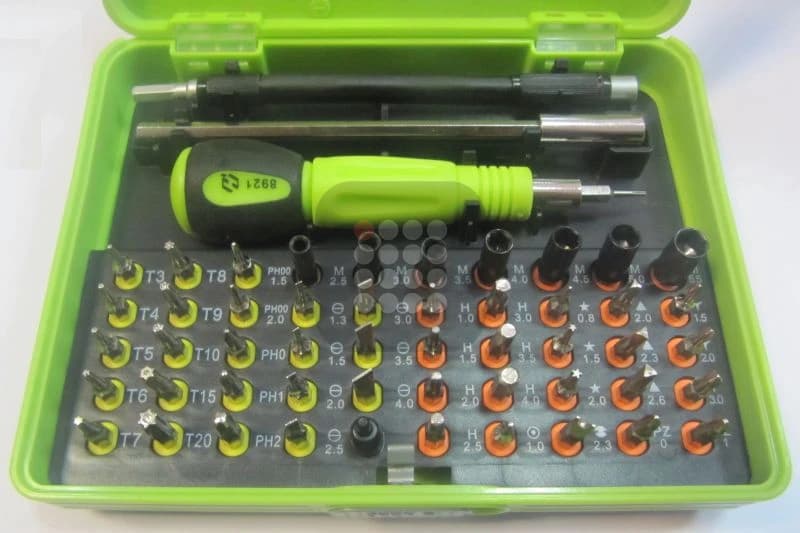 TRUSA COMPLEXA UNELTE PENTRU REPARATII LAPTOP